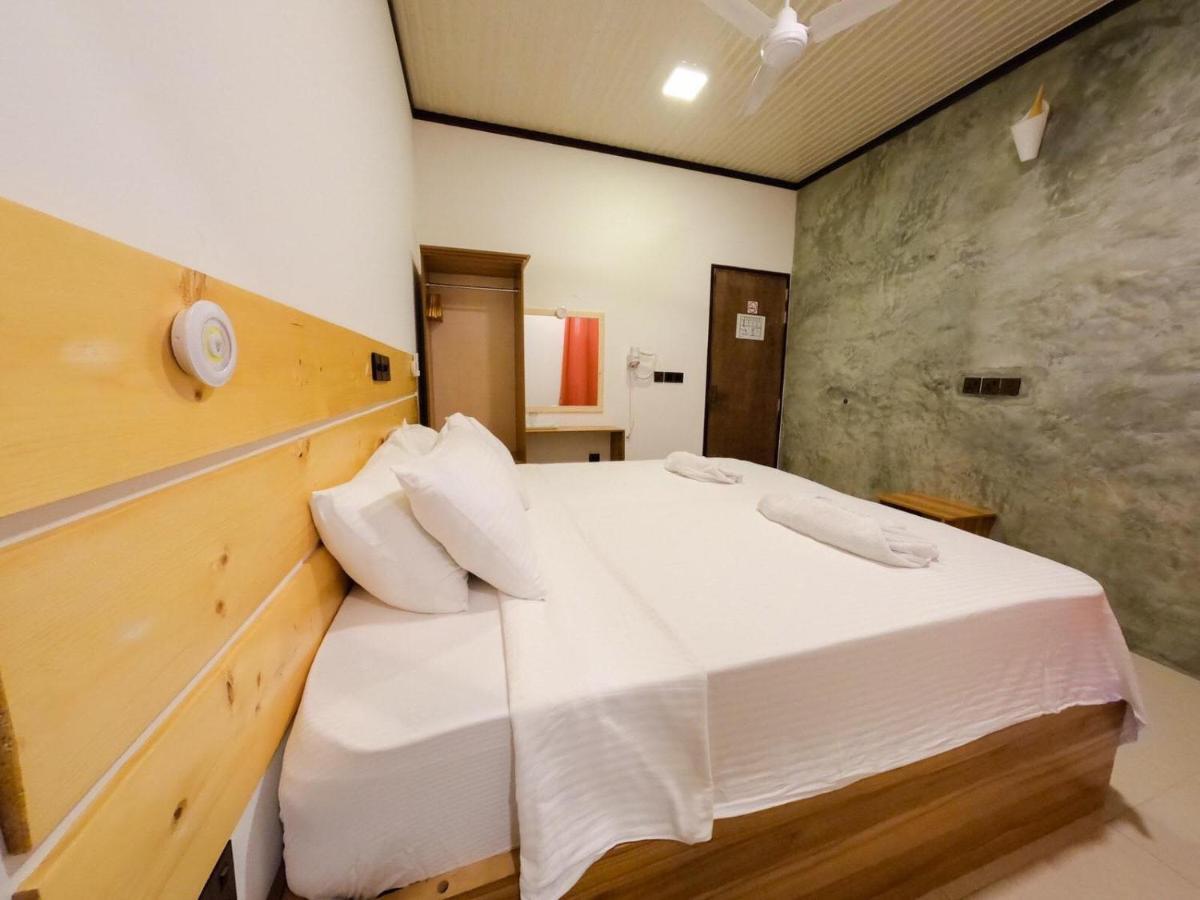 Huvan Inn Fulidhoo Luaran gambar