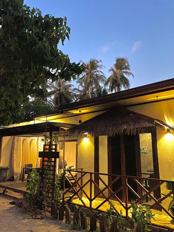 Huvan Inn Fulidhoo Luaran gambar