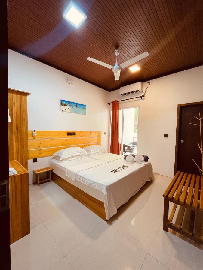 Huvan Inn Fulidhoo Luaran gambar