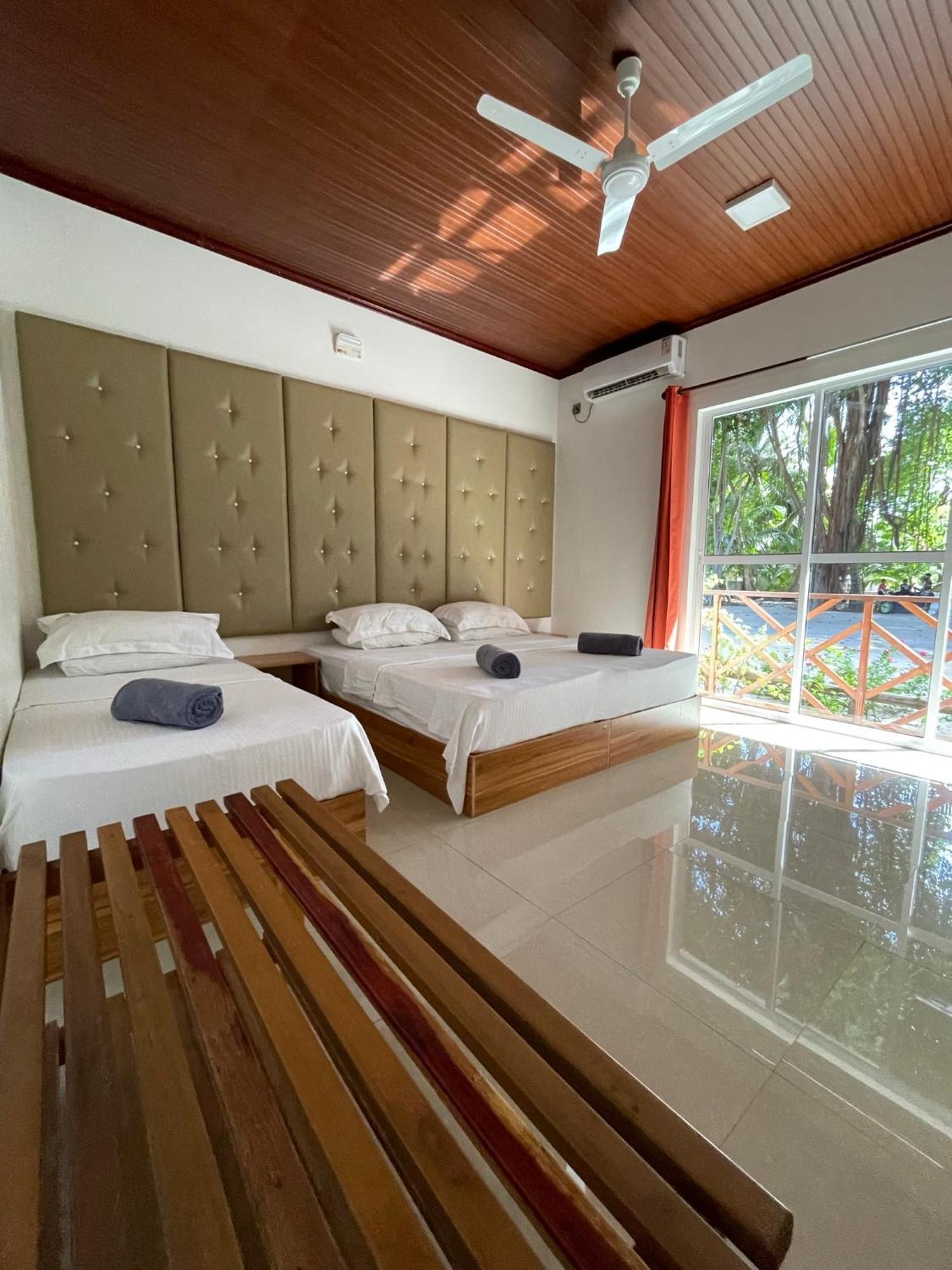 Huvan Inn Fulidhoo Luaran gambar